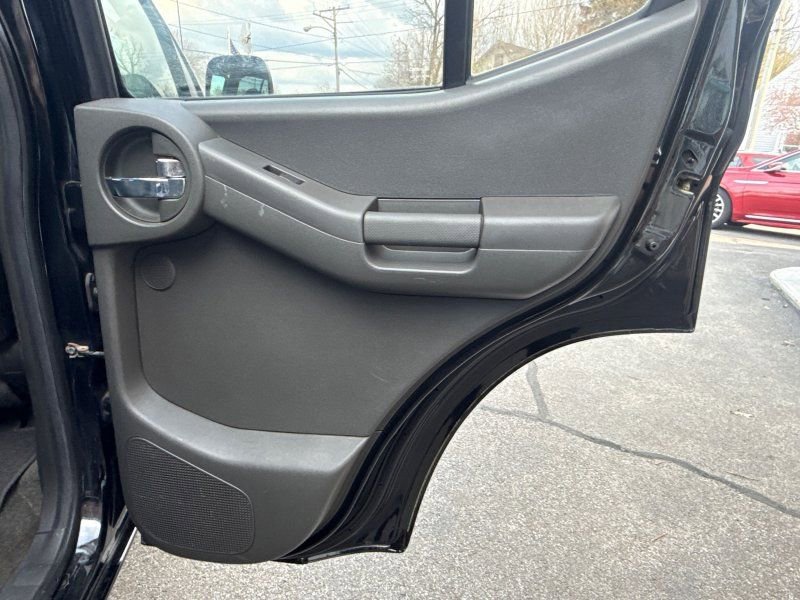 Used 2012 Nissan Xterra PRO-4X w/ Pro-4x Leather Pkg image 19