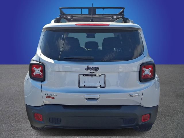 Used 2020 Jeep Renegade Latitude AWD/4WD image 5
