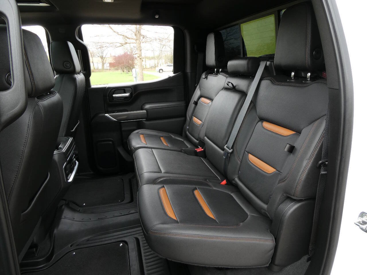 Used 2021 GMC Sierra 1500 AT4 w/ Technology Package AWD/4WD image 35