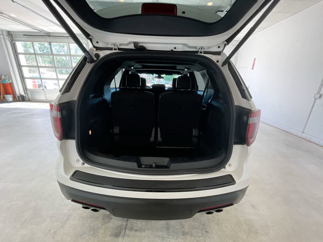 Used 2018 Ford Explorer Sport w/ Equipment Group 401A AWD/4WD image 25