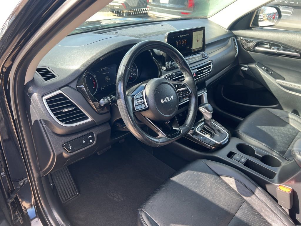Certified 2022 Kia Seltos SX AWD/4WD image 6