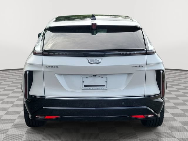 Certified 2024 Cadillac Lyriq Luxury AWD/4WD image 5