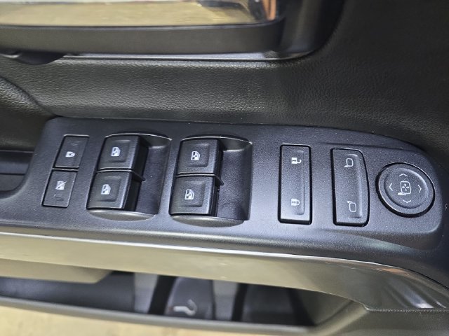 Used 2015 Chevrolet Silverado 1500 LT w/ All Star Edition AWD/4WD image 26