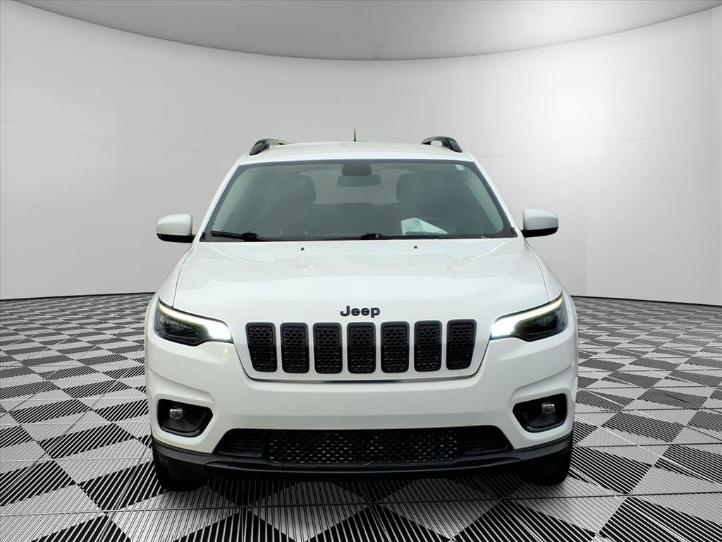 Used 2020 Jeep Cherokee Latitude Plus image 2