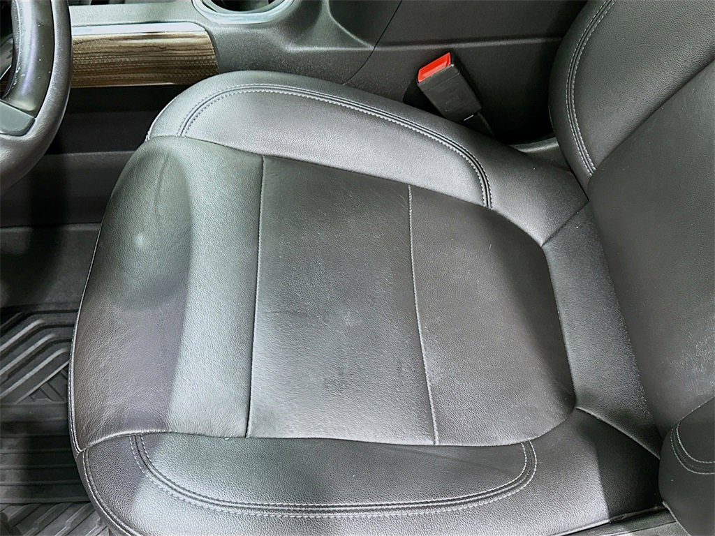 Used 2021 Chevrolet Silverado 1500 LT Trail Boss w/ Convenience Package II image 19