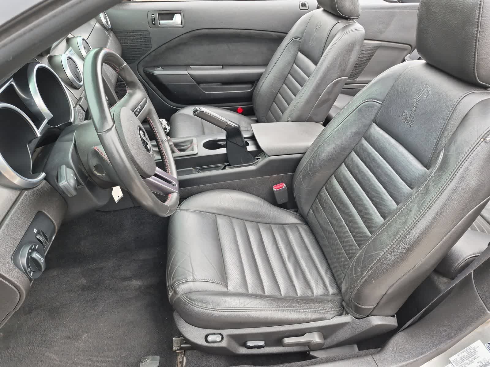 Used 2009 Ford Mustang Shelby GT500 RWD image 16