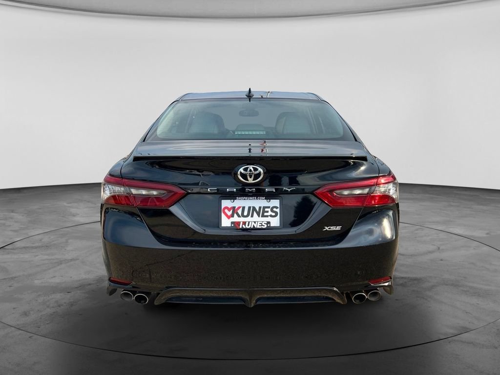 Used 2024 Toyota Camry XSE FWD image 9