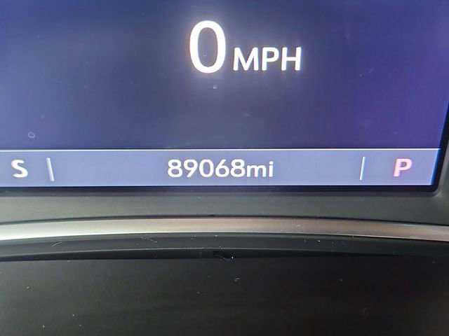 Used 2020 Chevrolet Traverse LT image 17