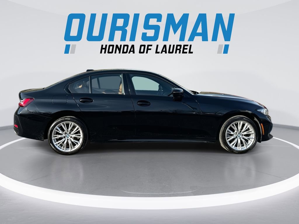 Used 2023 BMW 330i xDrive Sedan w/ Premium Package image 9