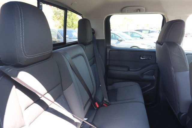 New 2026 Nissan Frontier SV w/ Tow Package image 17