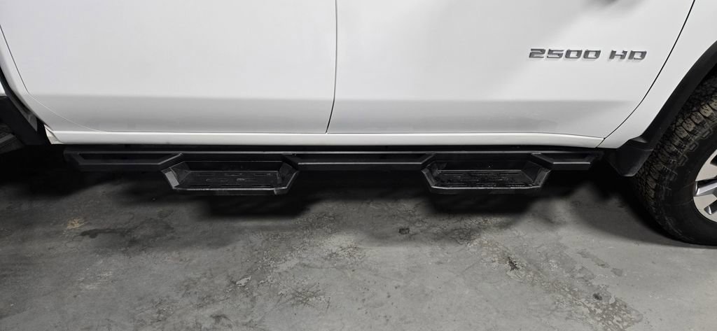 Used 2023 Chevrolet Silverado 2500 Custom w/ Custom Value Package image 31