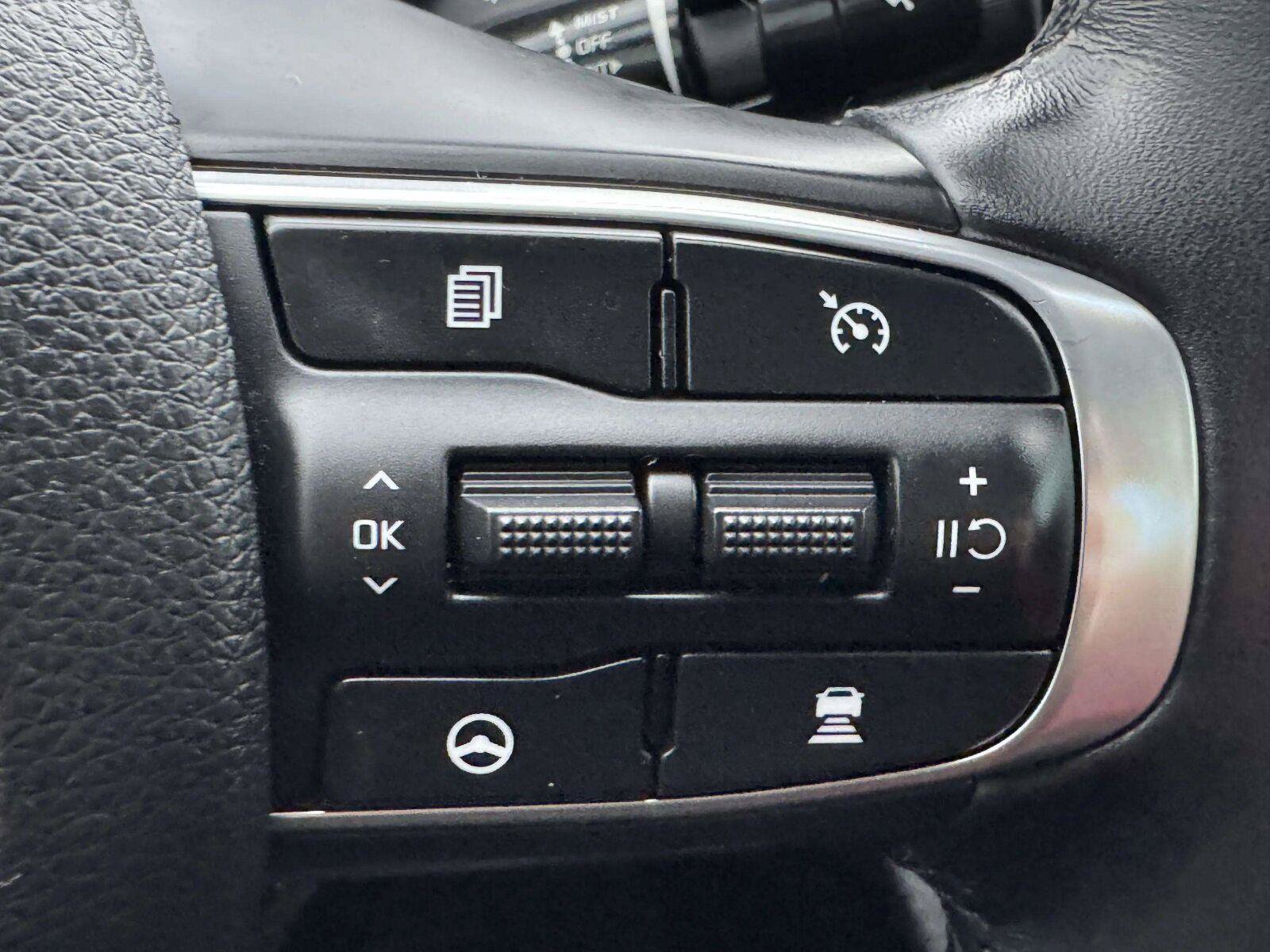 Used 2021 Kia K5 GT-Line AWD/4WD image 25