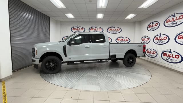 New 2026 Ford F350 XLT w/ XLT Premium Package AWD/4WD image 8