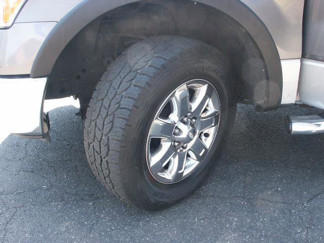 Used 2013 Ford F150 XLT w/ Luxury Equipment Group AWD/4WD image 16