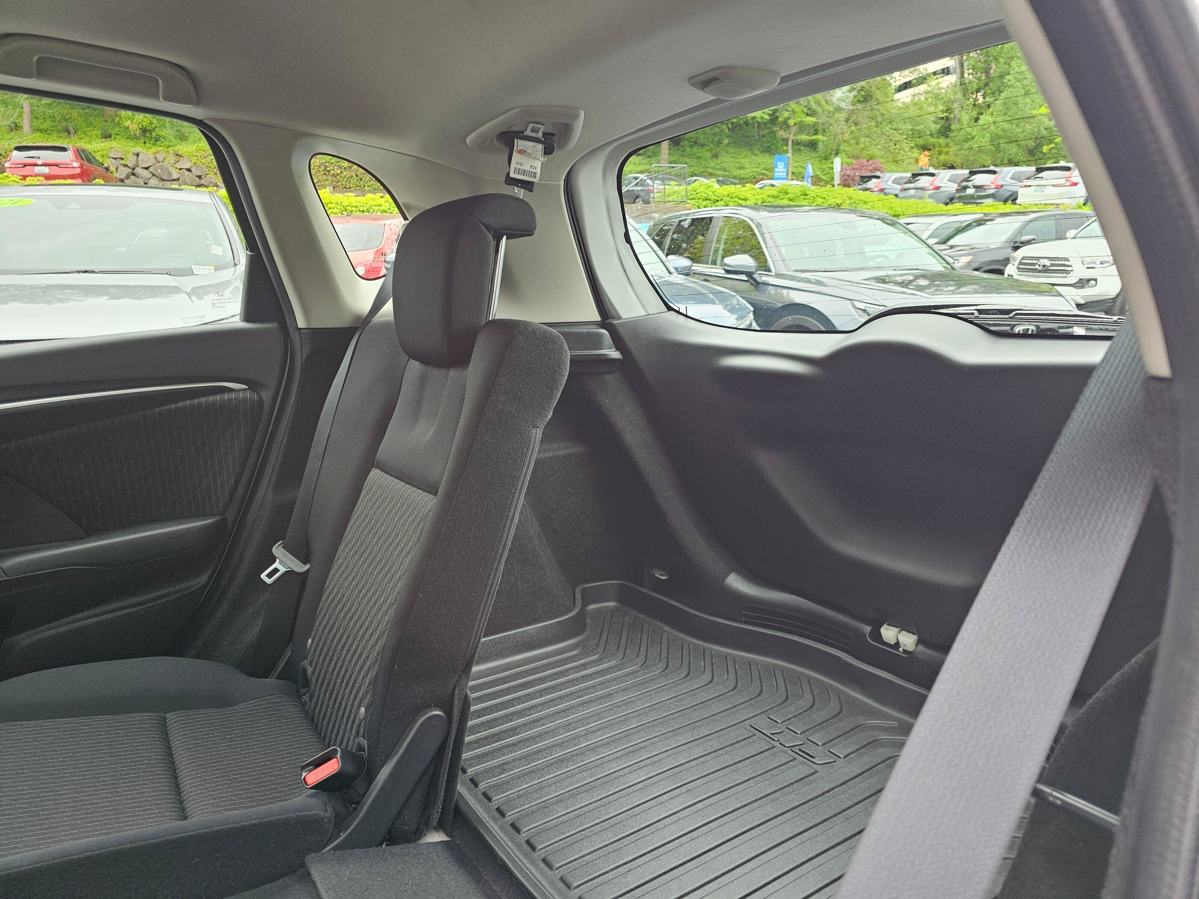 Used 2018 Honda Fit EX image 19