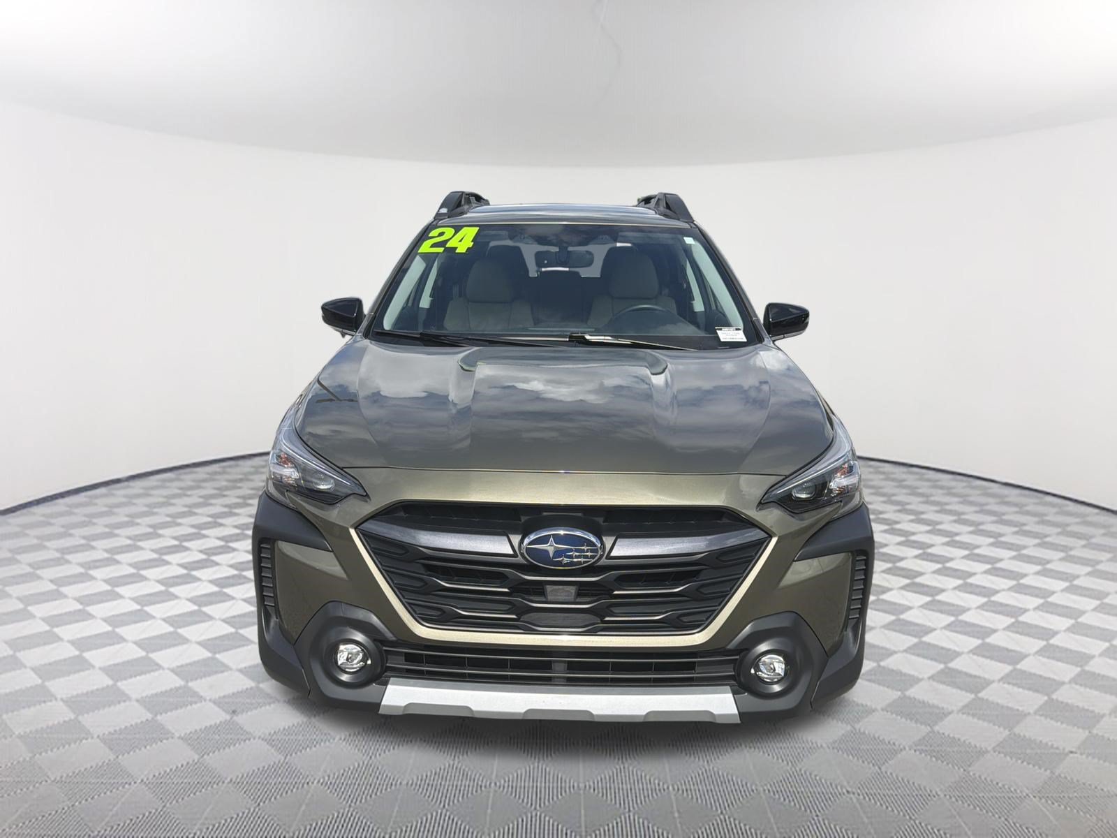 Used 2024 Subaru Outback Limited XT AWD/4WD image 2
