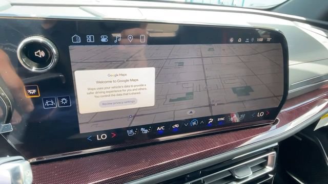 New 2026 Chevrolet Traverse RS w/ LPO, Floor Liner Package FWD image 19