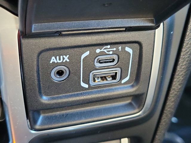 Used 2024 Jeep Wrangler Unlimited Rubicon 392 image 25