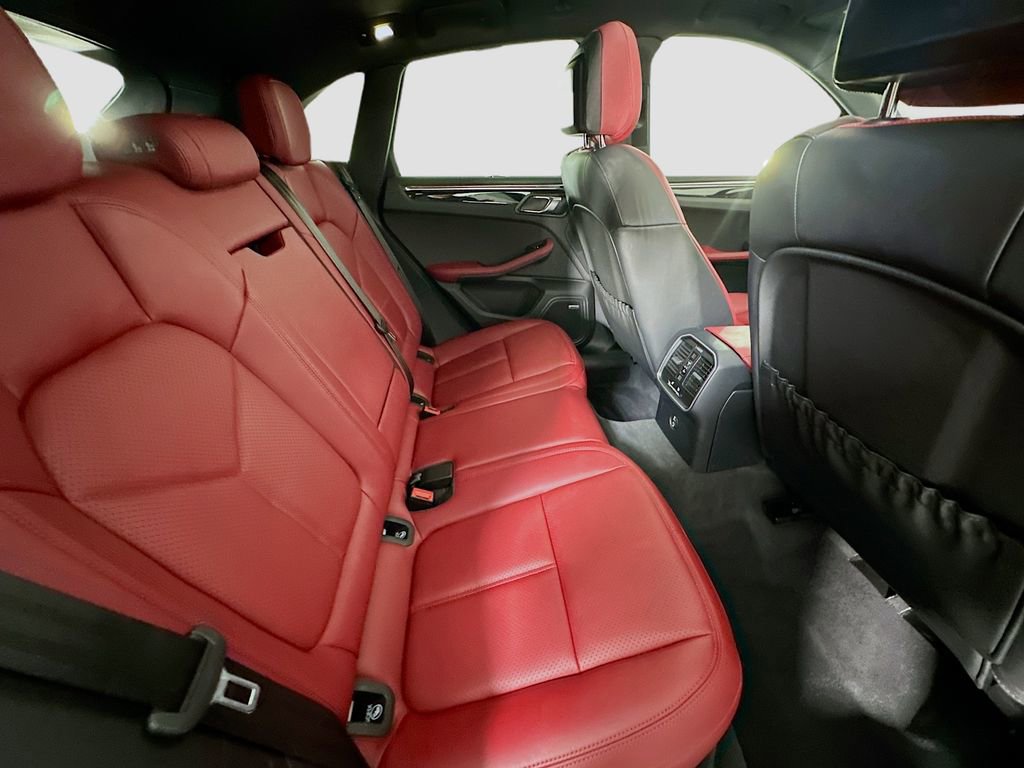 New 2025 Porsche Macan image 29