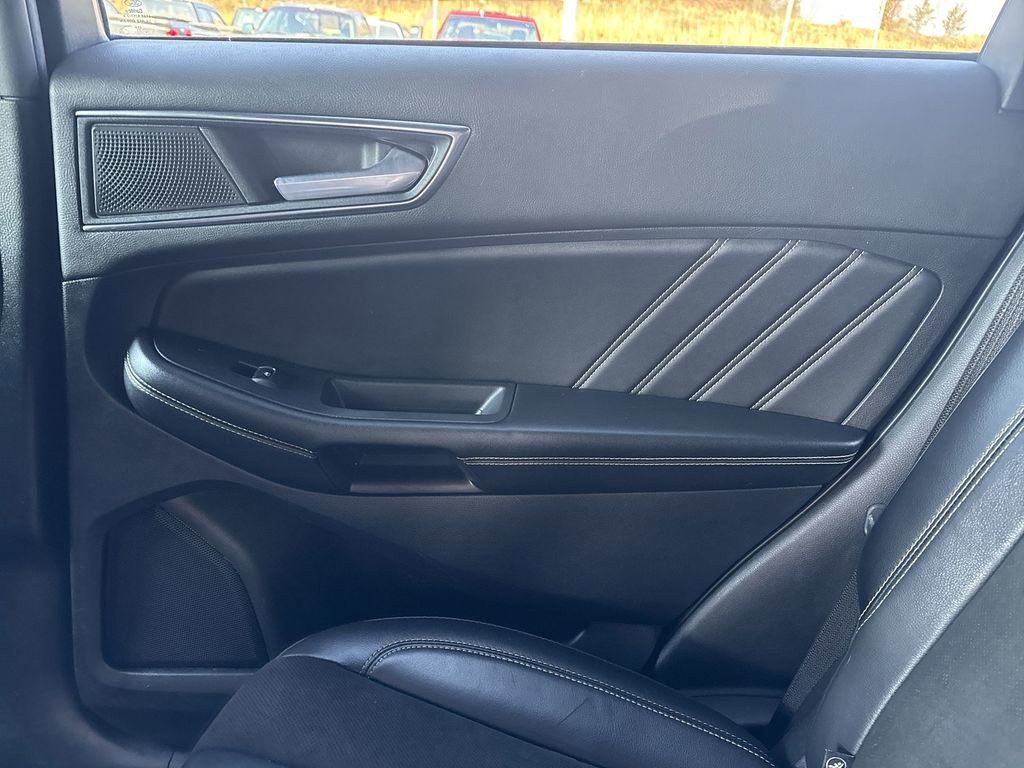 Used 2022 Ford Edge ST w/ Equipment Group 401A image 27