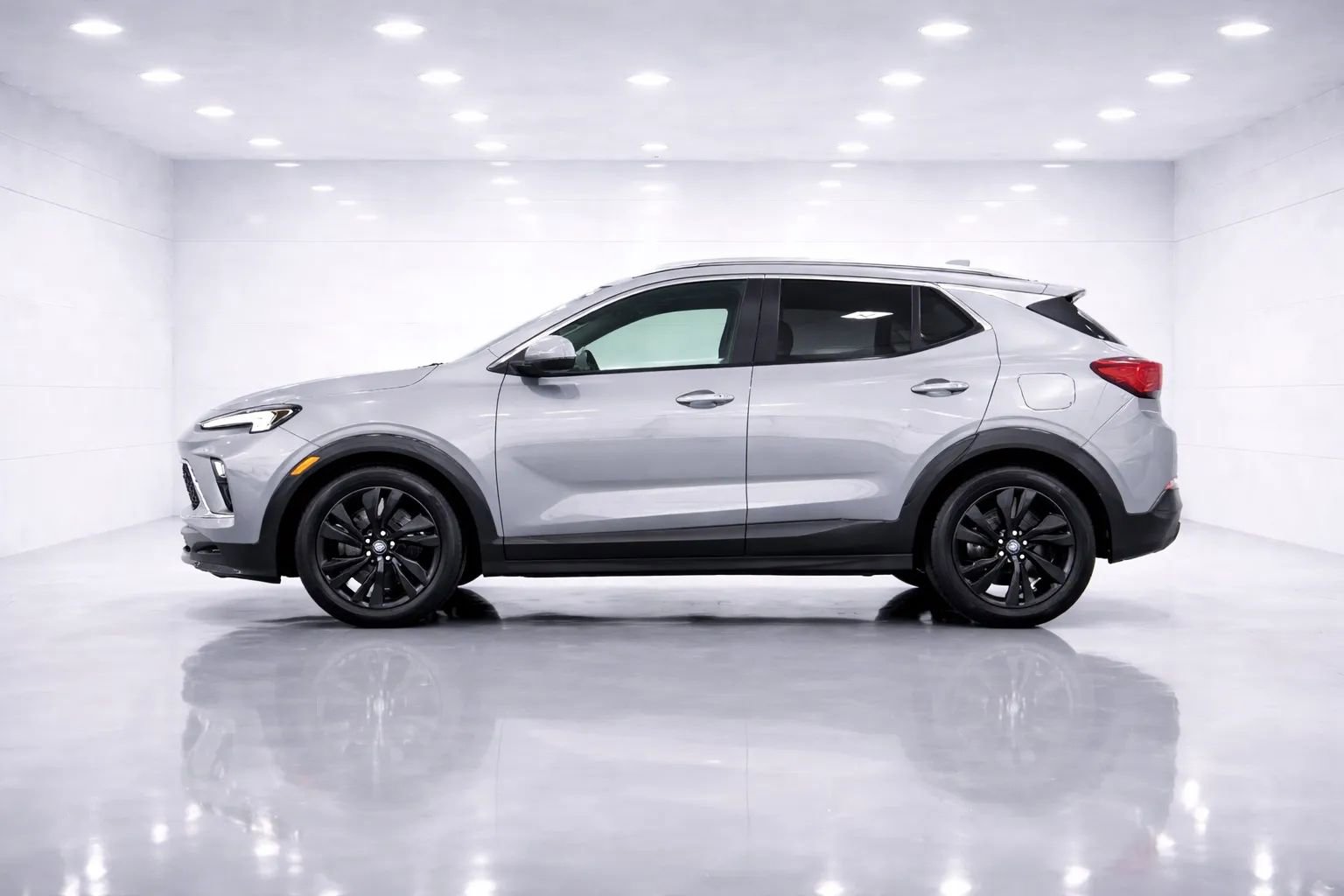 Used 2024 Buick Encore GX Sport Touring w/ Comfort Package image 2