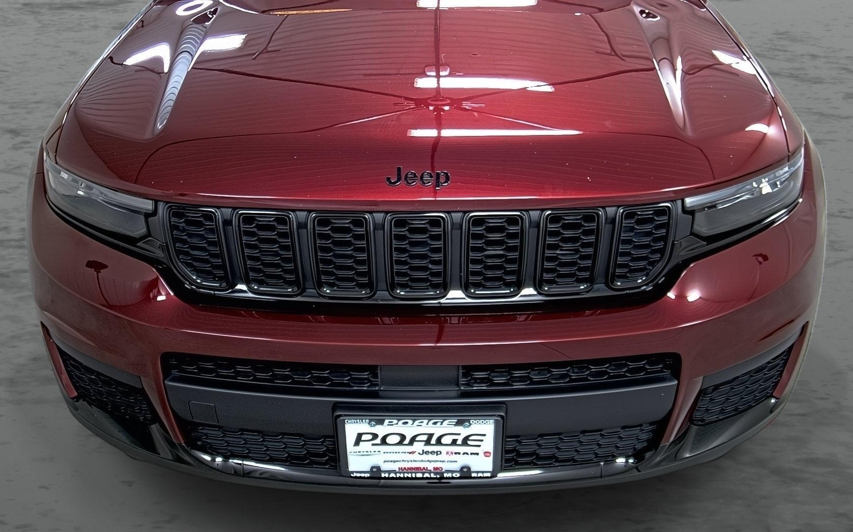 Used 2025 Jeep Grand Cherokee L Laredo AWD/4WD image 16