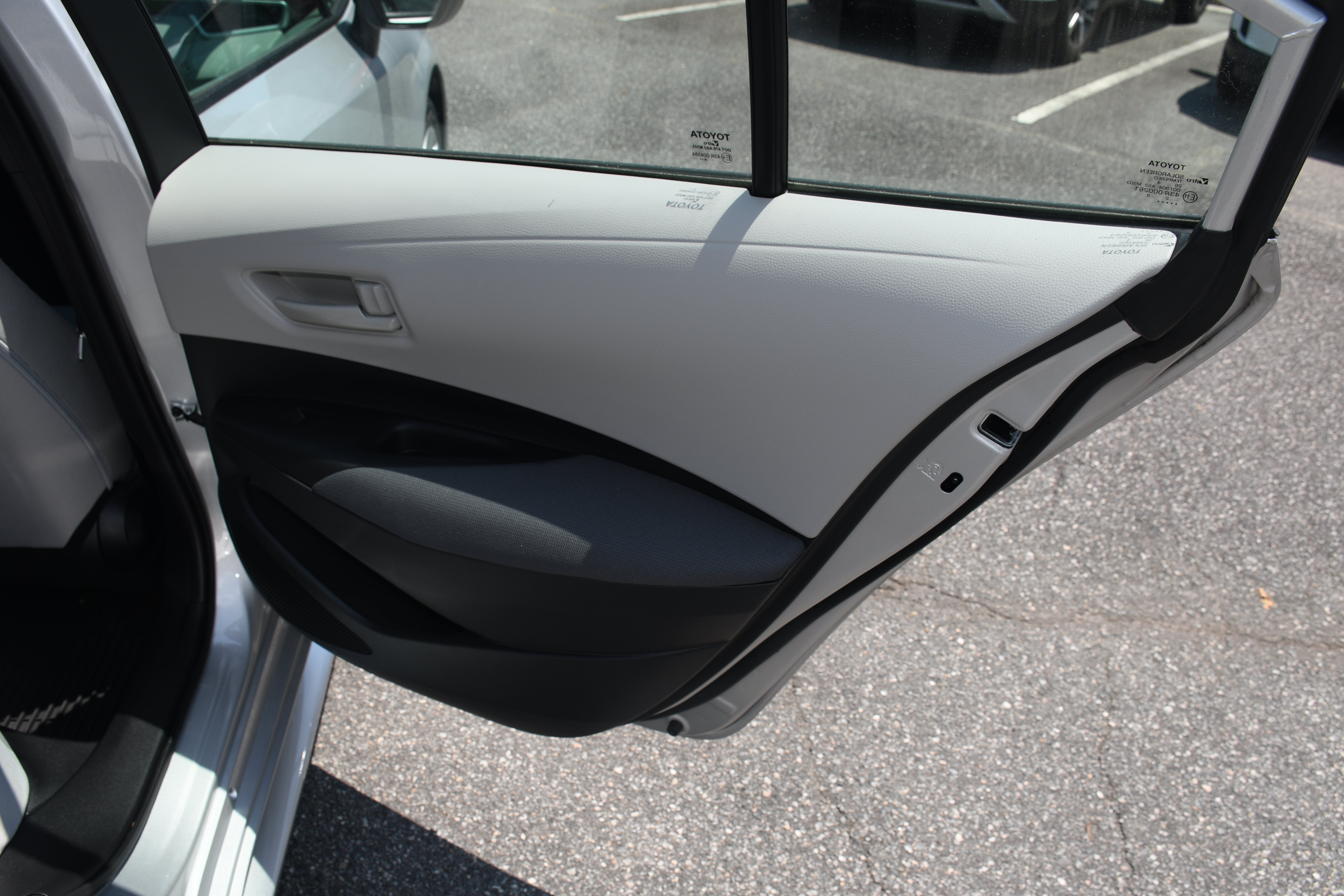Certified 2025 Toyota Corolla LE FWD image 18
