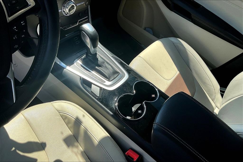 Used 2018 Ford Edge Titanium w/ Equipment Group 301A image 11