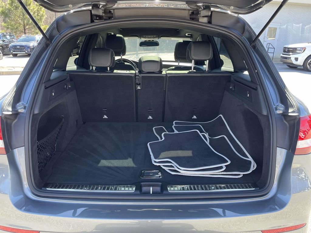 Used 2019 Mercedes-Benz GLC 300 image 10