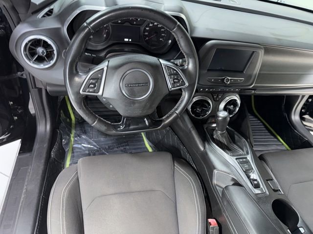 Used 2016 Chevrolet Camaro LT RWD image 15