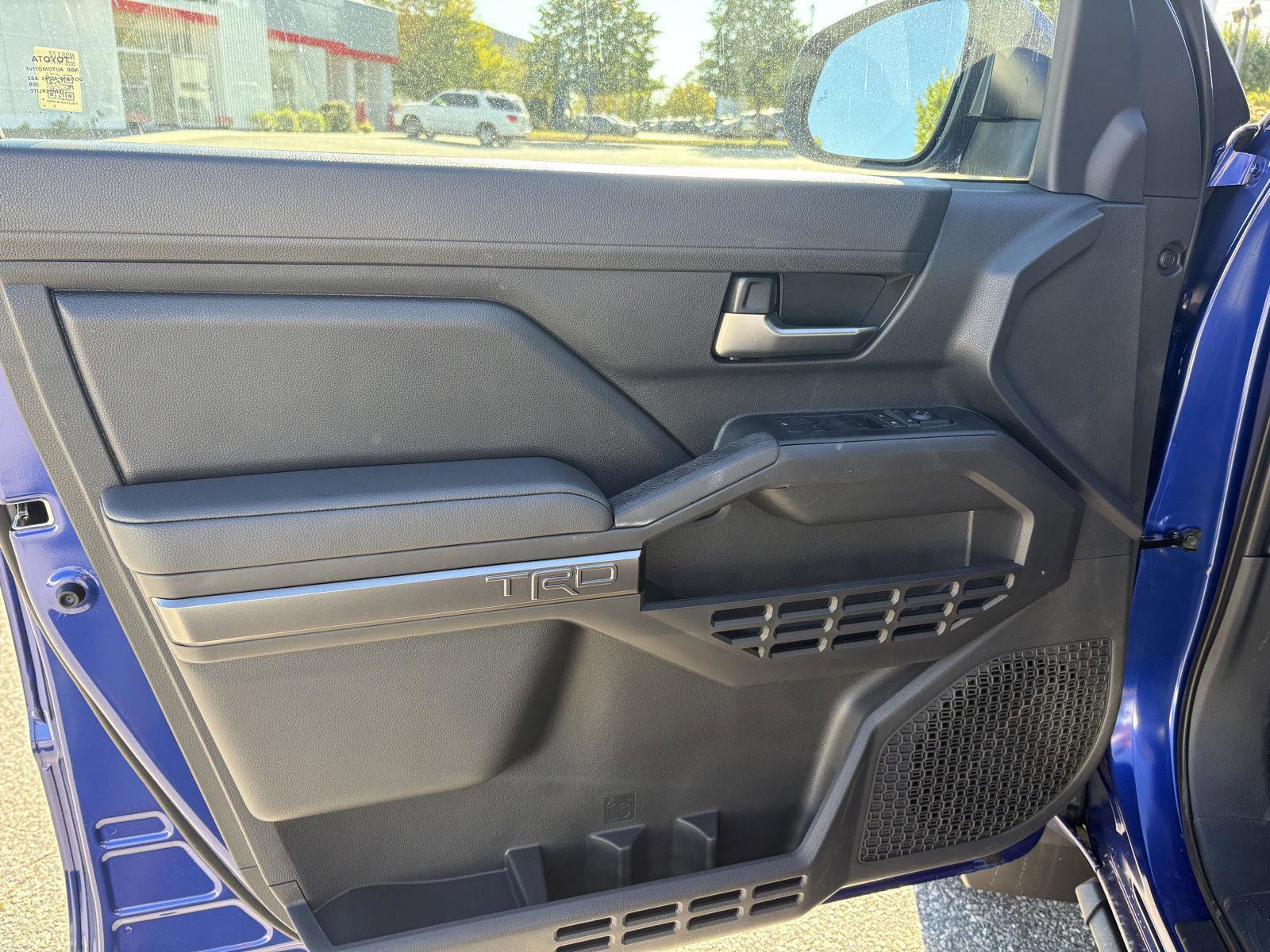 New 2025 Toyota Tacoma TRD Off-Road image 9