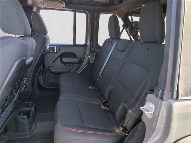 Used 2022 Jeep Wrangler Unlimited Rubicon AWD/4WD image 19