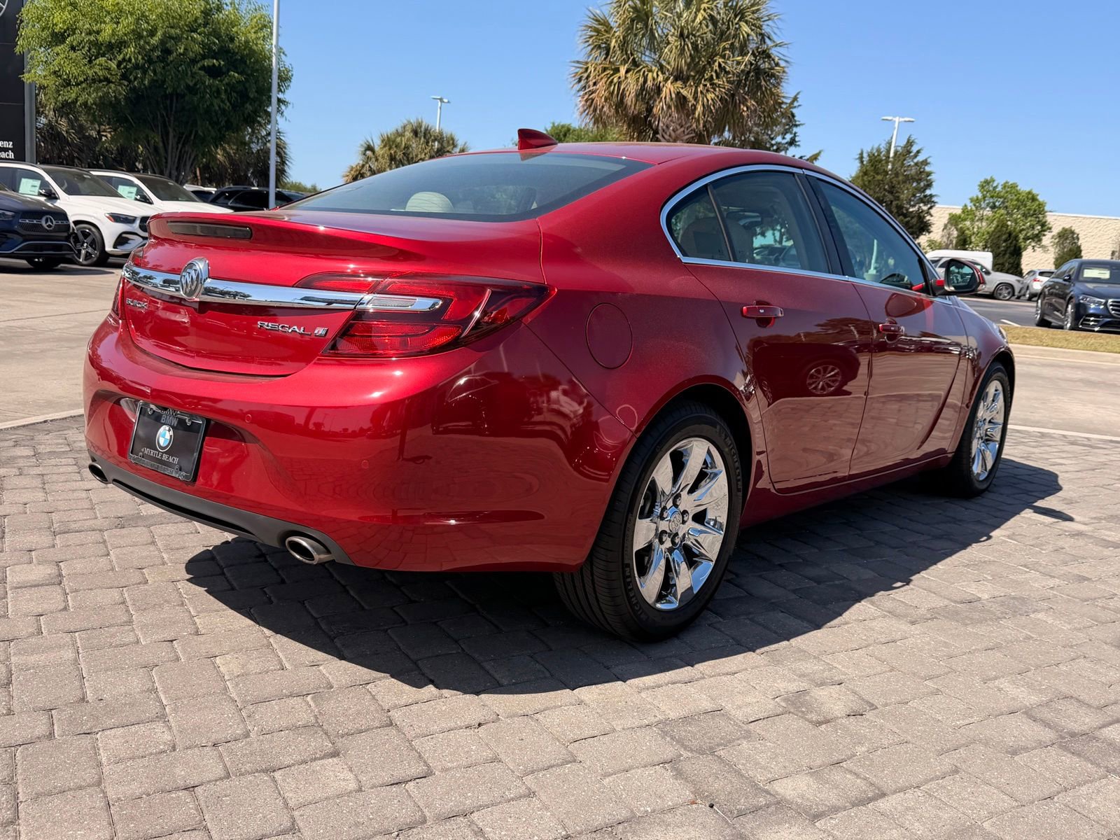 Used 2015 Buick Regal Premium w/ Experience Buick Package image 9