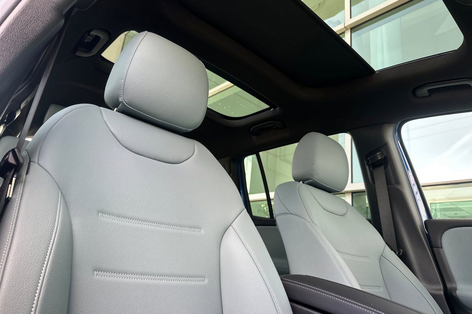 New 2026 Mercedes-Benz GLB 250 image 31