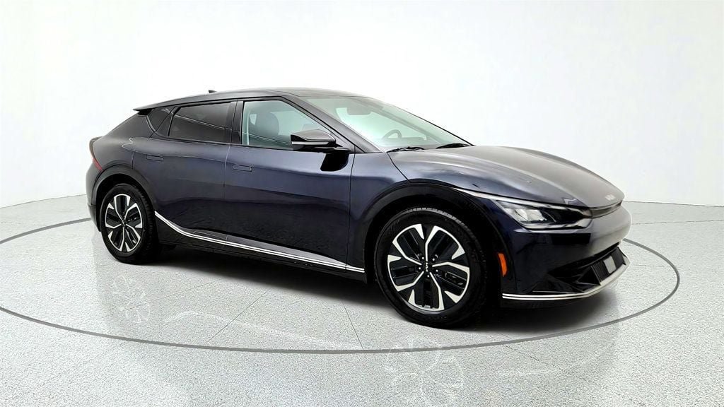 Used 2022 Kia EV6 Wind AWD/4WD image 3