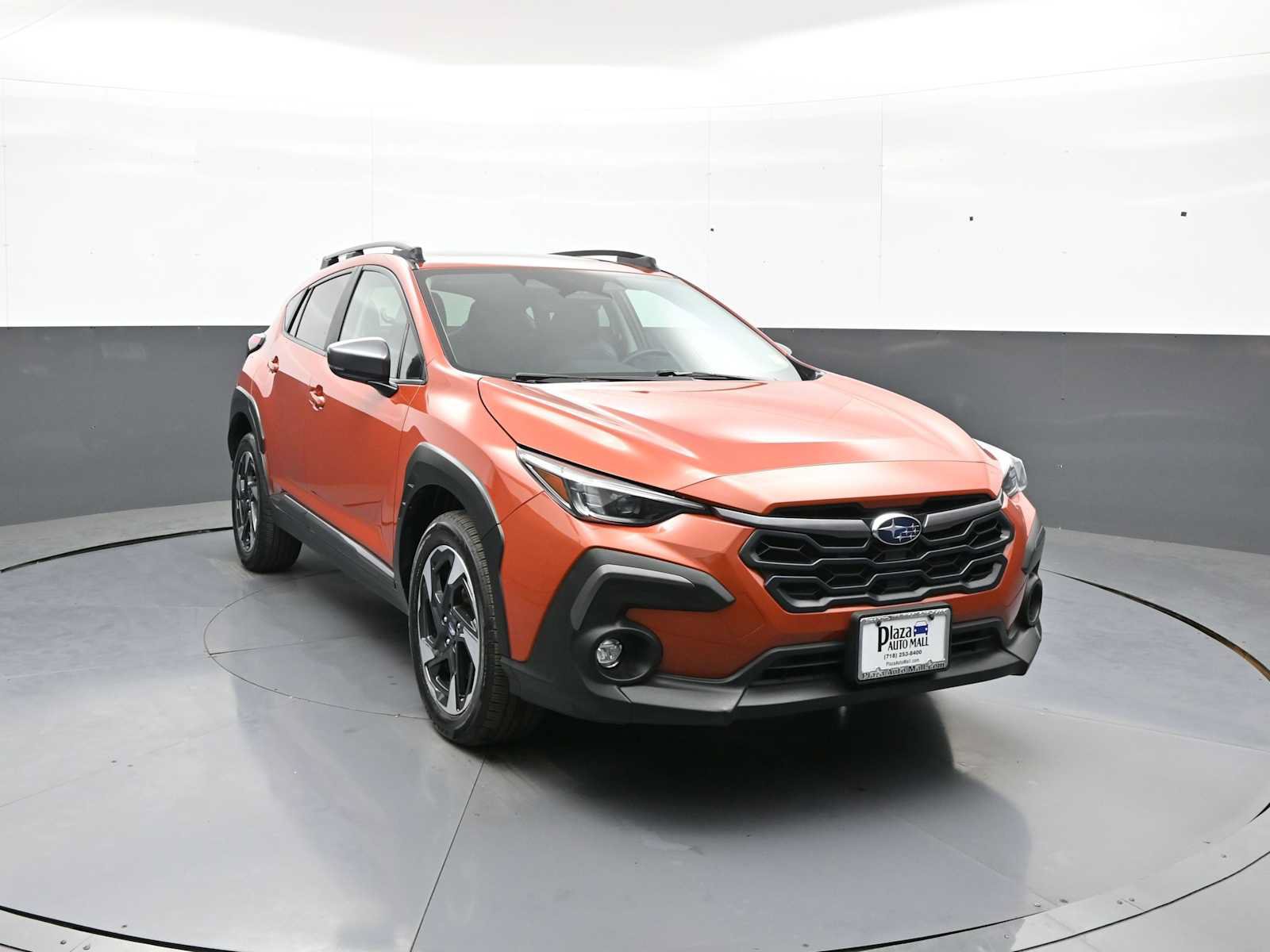Used 2024 Subaru Crosstrek 2.5i Limited AWD/4WD image 3