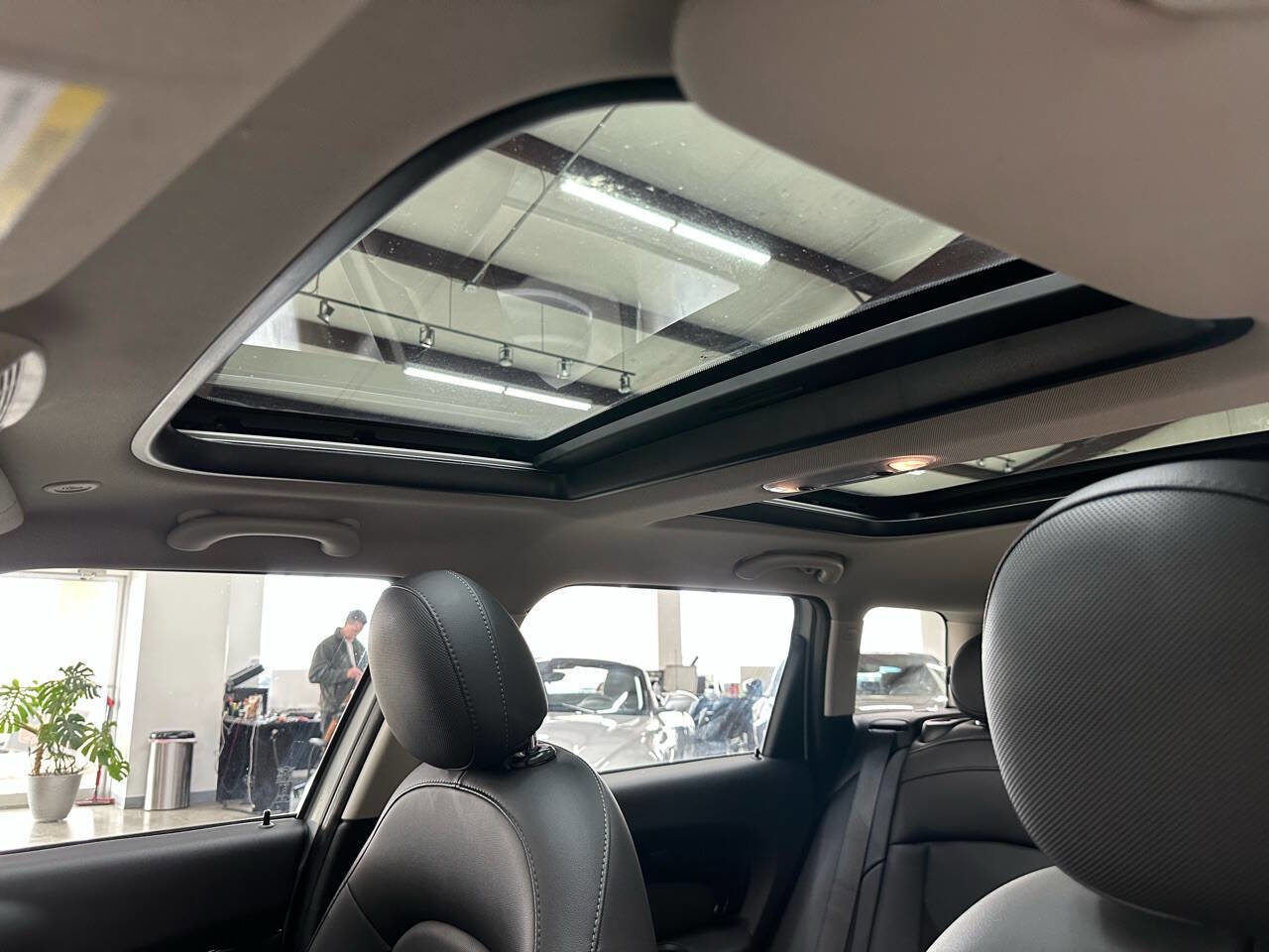 Used 2019 MINI Cooper Clubman image 29