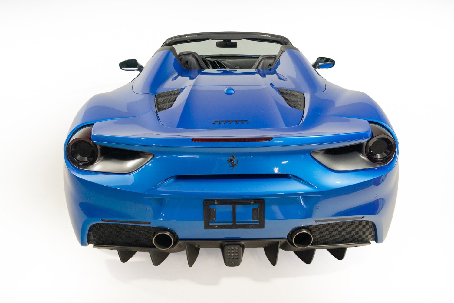 Used 2017 Ferrari 488 Spider RWD image 17