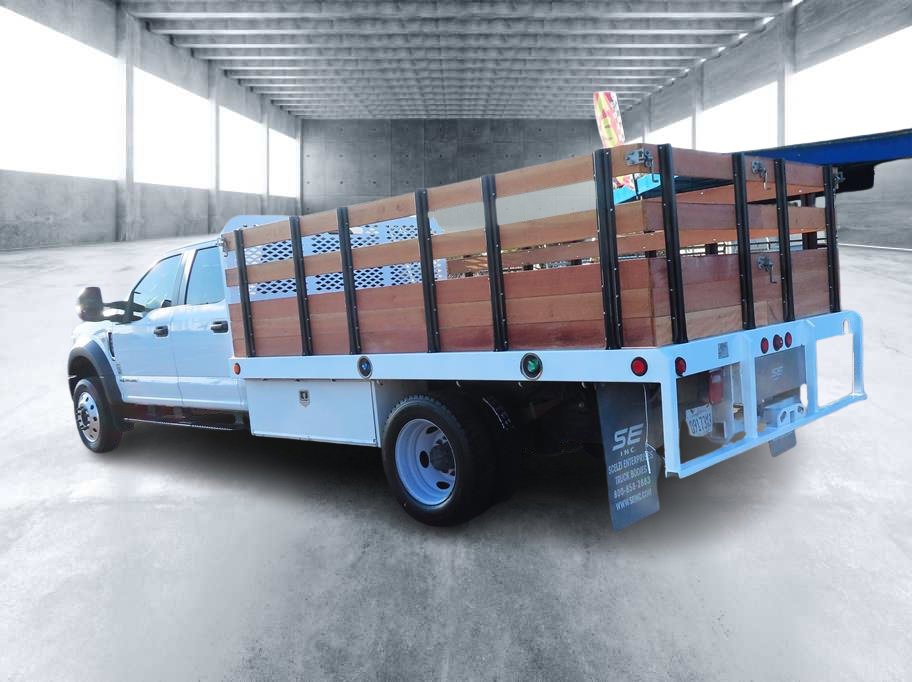 Used 2022 Ford F550 XL w/ Power Equipment Group image 4