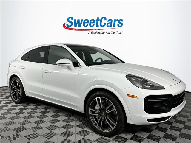 Used 2023 Porsche Cayenne Turbo image 1