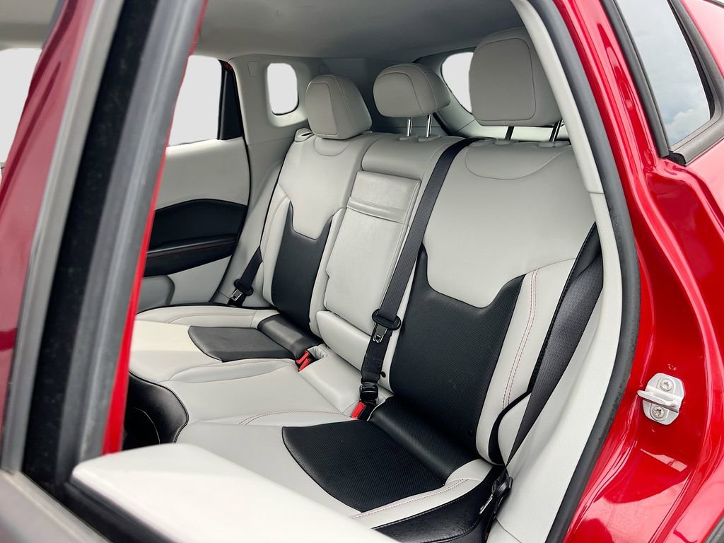 Used 2019 Jeep Compass Limited w/ Advanced Safety Group FWD image 23