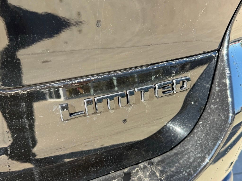 New 2025 Jeep Grand Cherokee L Limited w/ Black Appearance Package image 12