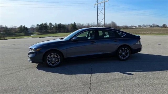 Certified 2025 Honda Accord EX-L image 4