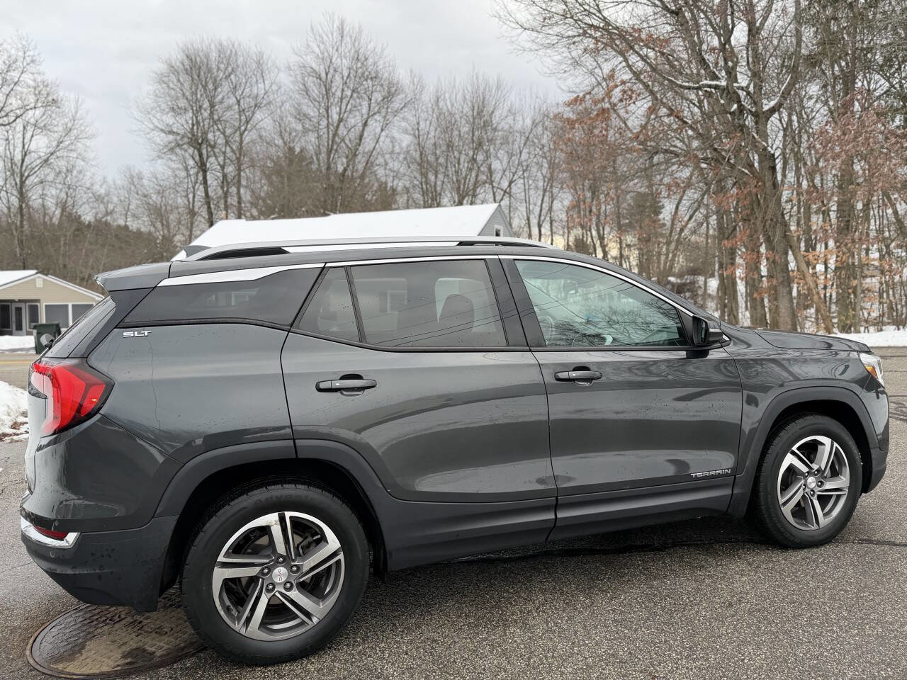 Used 2018 GMC Terrain SLT w/ Infotainment Package II image 9