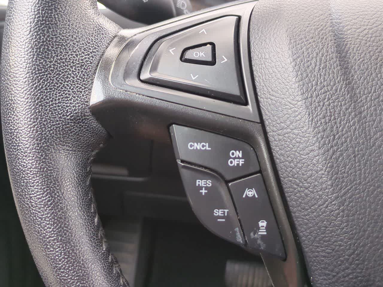 Used 2022 Ford Edge Titanium w/ Equipment Group 301A AWD/4WD image 22