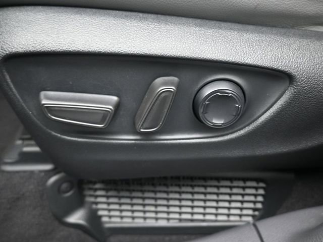 Used 2022 Toyota Sienna XLE image 33