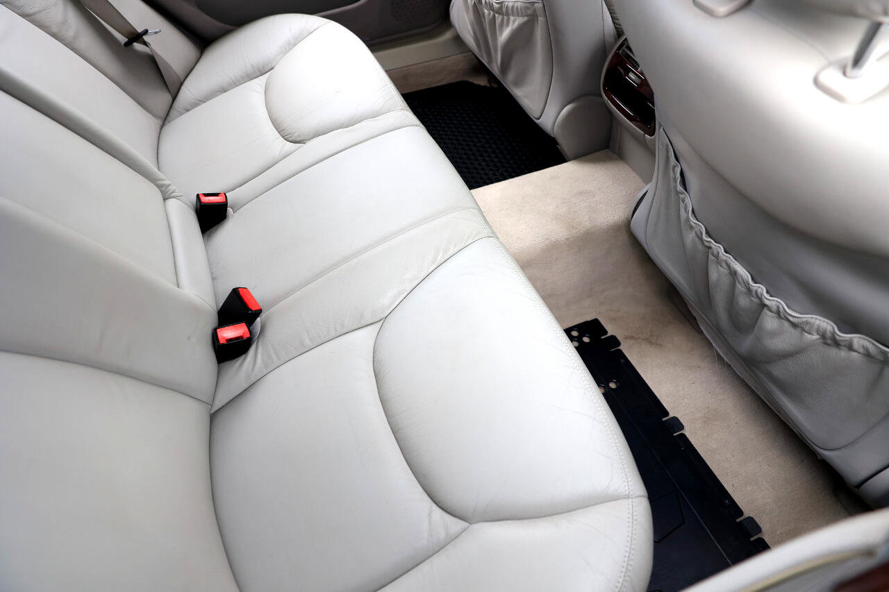 Used 2001 Mercedes-Benz S 500 image 12