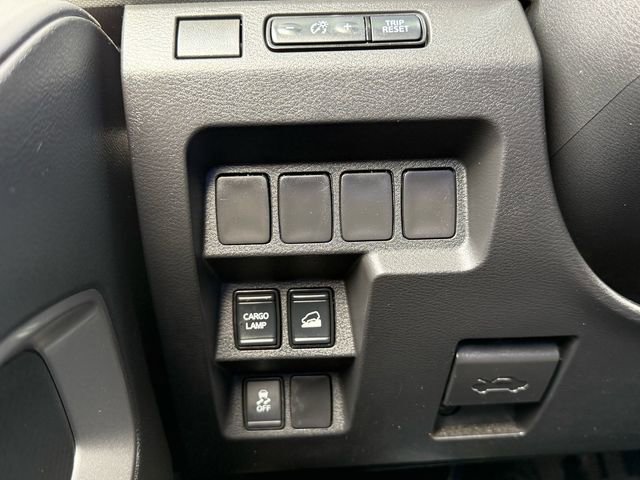 Certified 2024 Nissan Frontier SV image 26