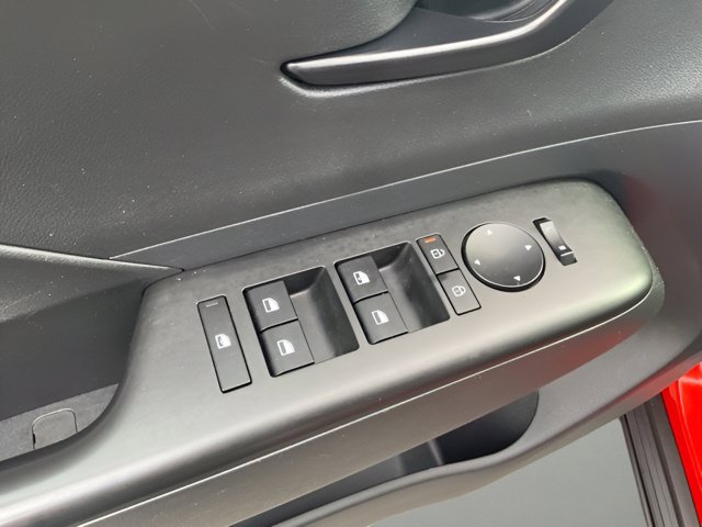Used 2025 Hyundai Kona SEL AWD/4WD image 10