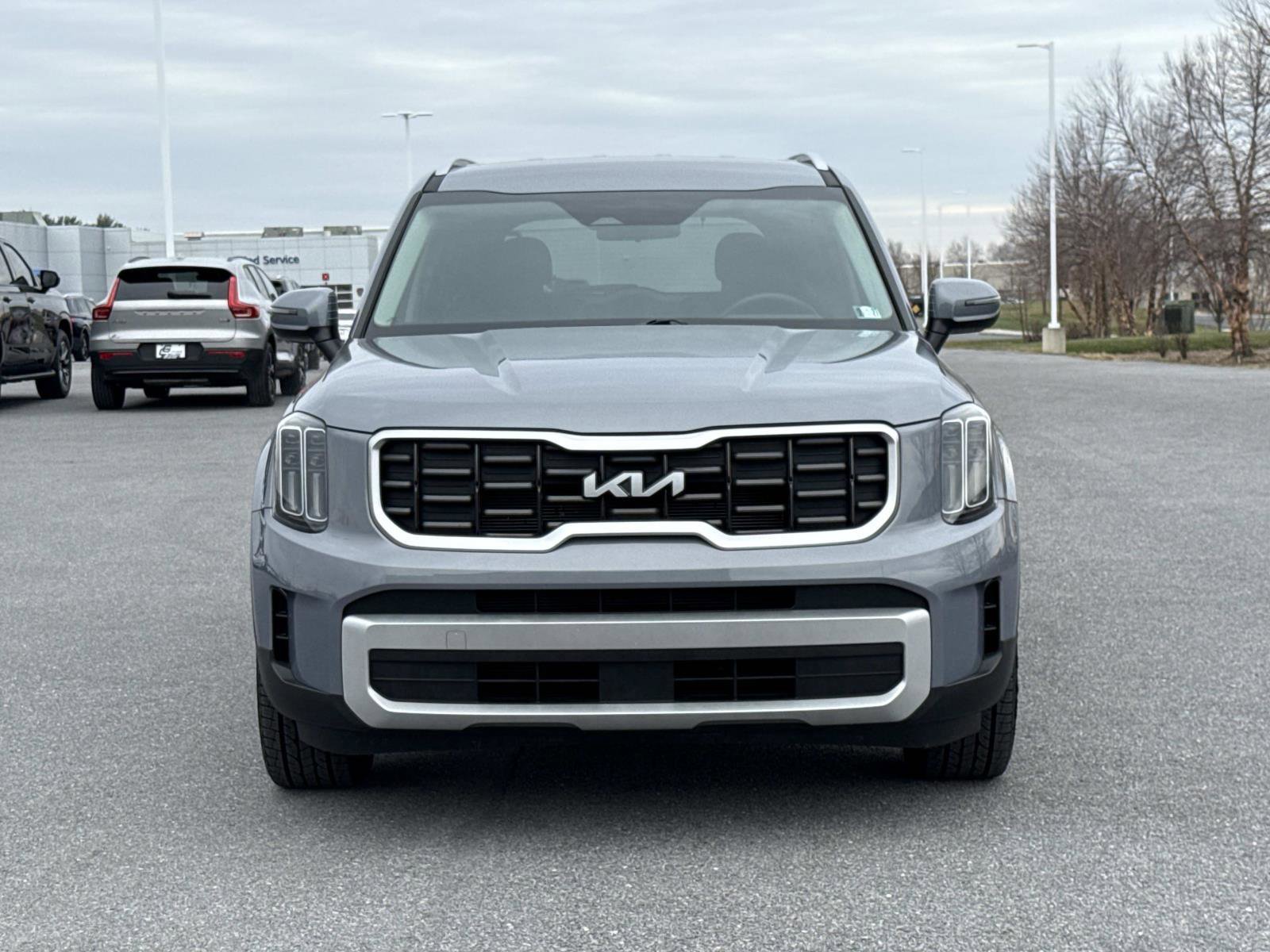 Used 2024 Kia Telluride S image 28